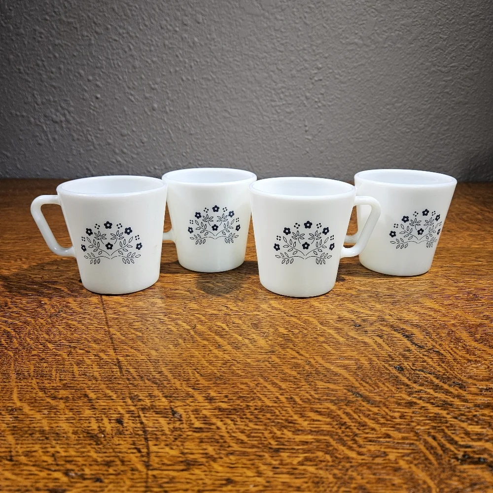 Pyrex Summer Impressions Blueberry Mugs Set Of 4 Vintage